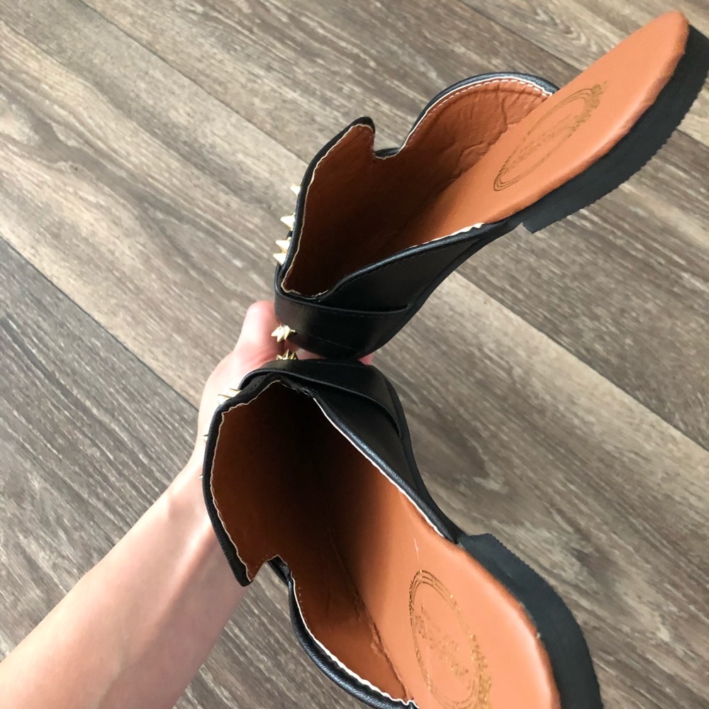 New  Boutique Studded Slip On Black Mules - Picture 3 of 8